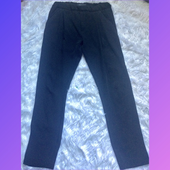 Guess by Marciano Relaxed fit SANDRA SOFT PANTS - Picture 4 of 4